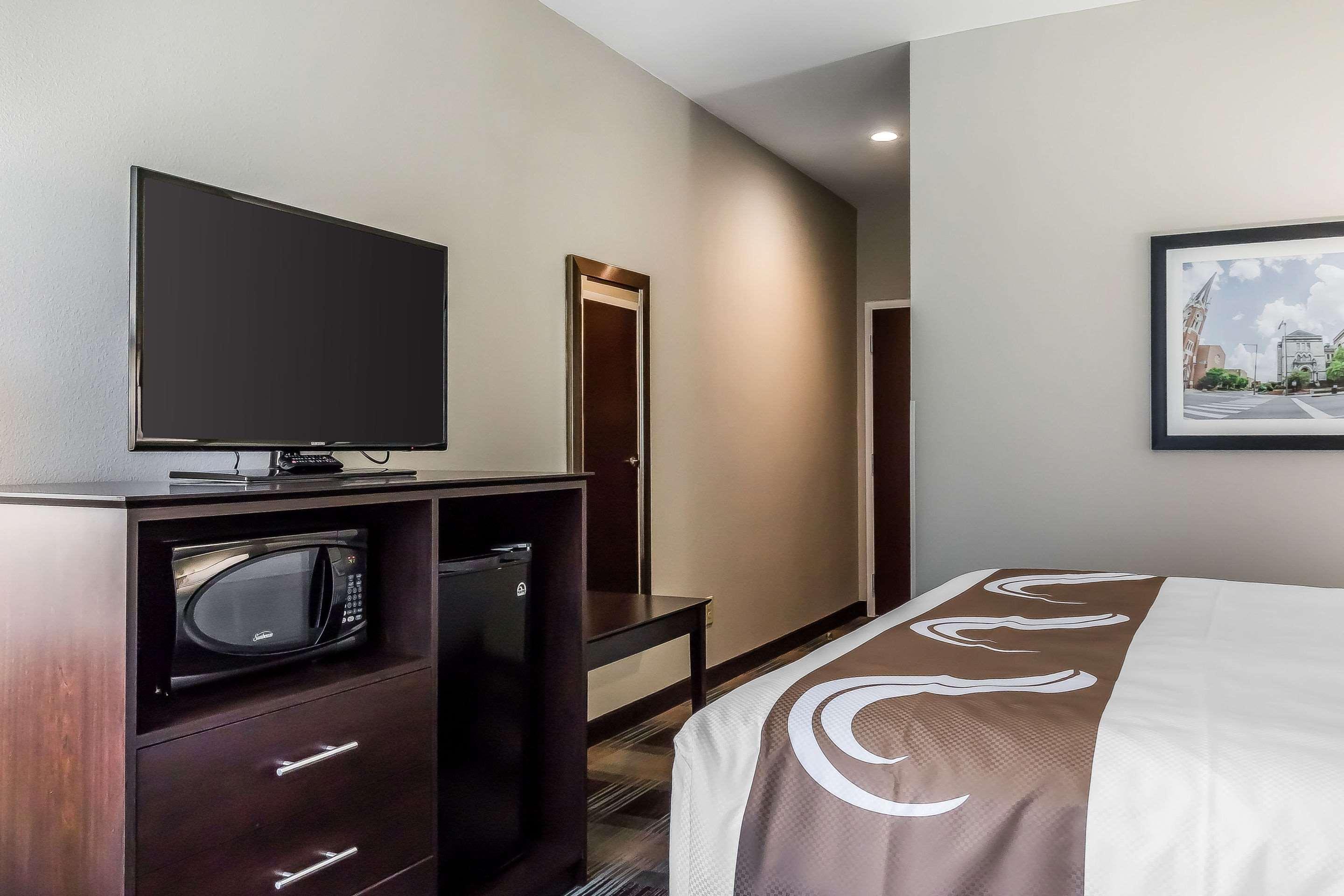 Quality Inn Pleasant View Bagian luar foto